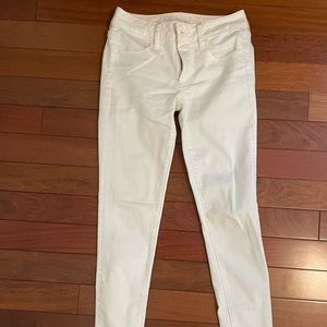 White American eagle jeans